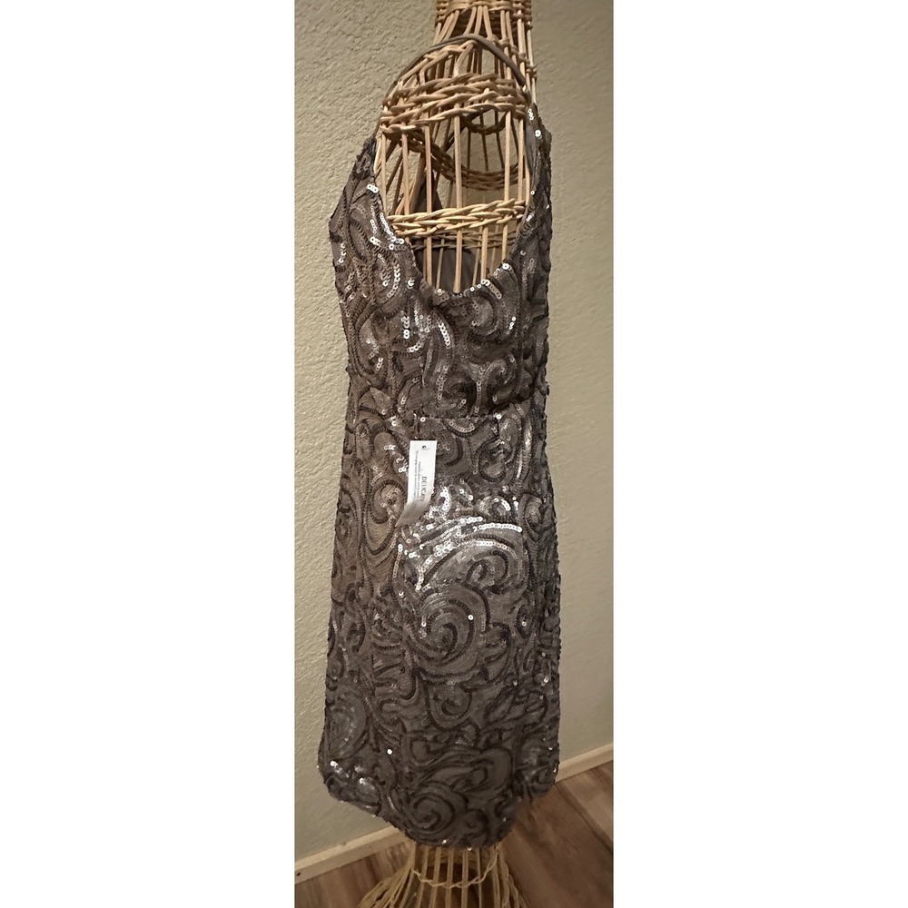 Venus Sequin Swirl Cocktail Dress Taupe Silver V-Neck Bodycon Women 14 Party - Picture 8 of 16